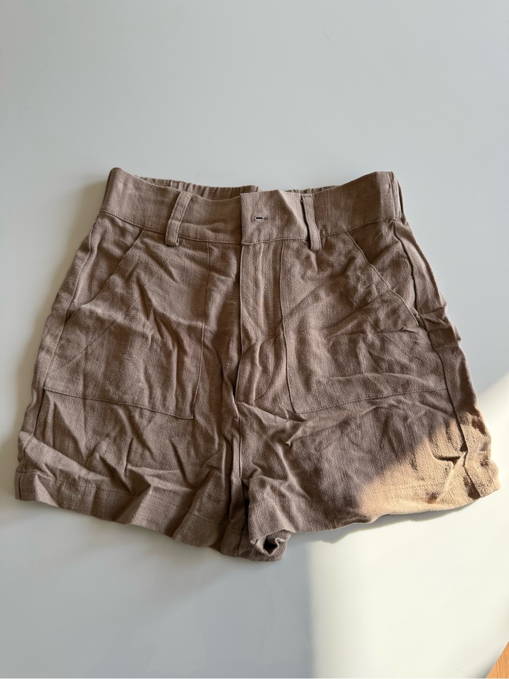 Walter Baker Women's High-Waist Linen Blend Shorts - Taupe